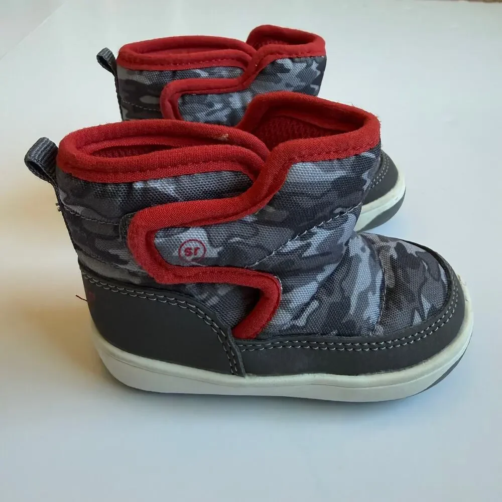 Stride Rite Baby Surprize Aster Boots Winter Red Grey Camo Baby 4